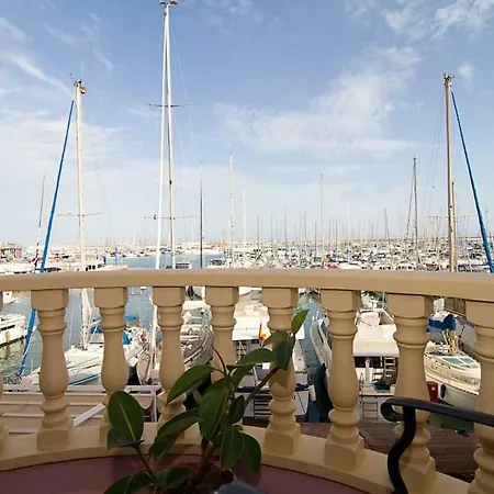 Marina Apartamento 412 Appartement *